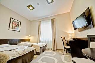 Отель Hotel Picaro Stok Лагув Стандартный двухместный номер с 2 отдельными кроватями-4